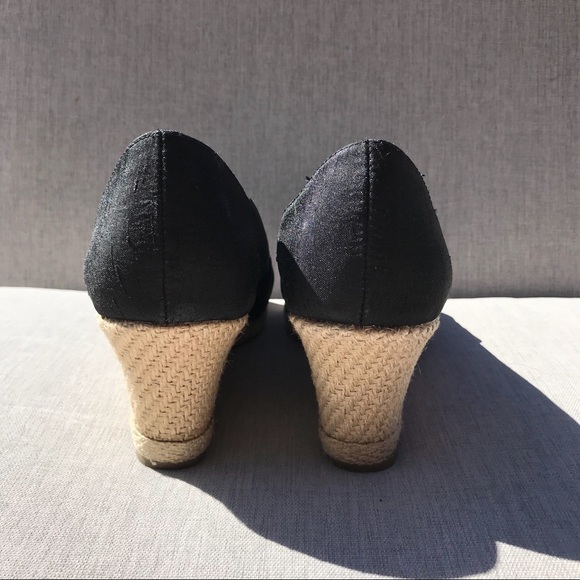 Black Knotted Wedges Naturalizer - Picture 2 of 5